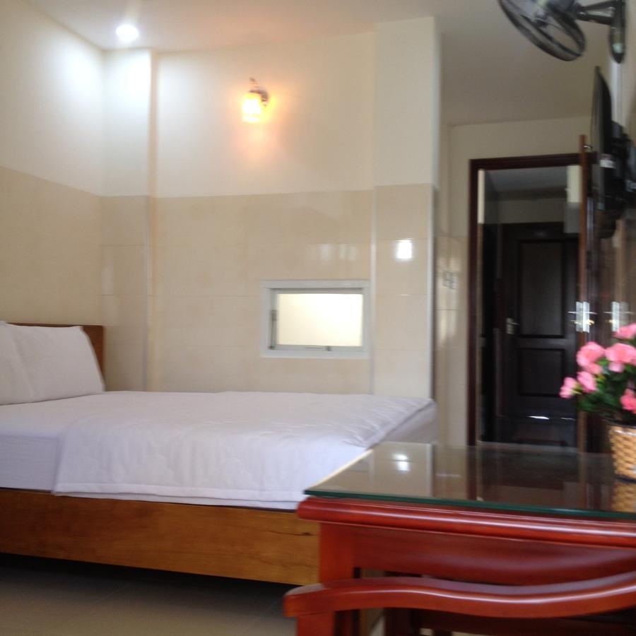 Duy Huy Hotel & Apartment Nha Trang Exteriör bild